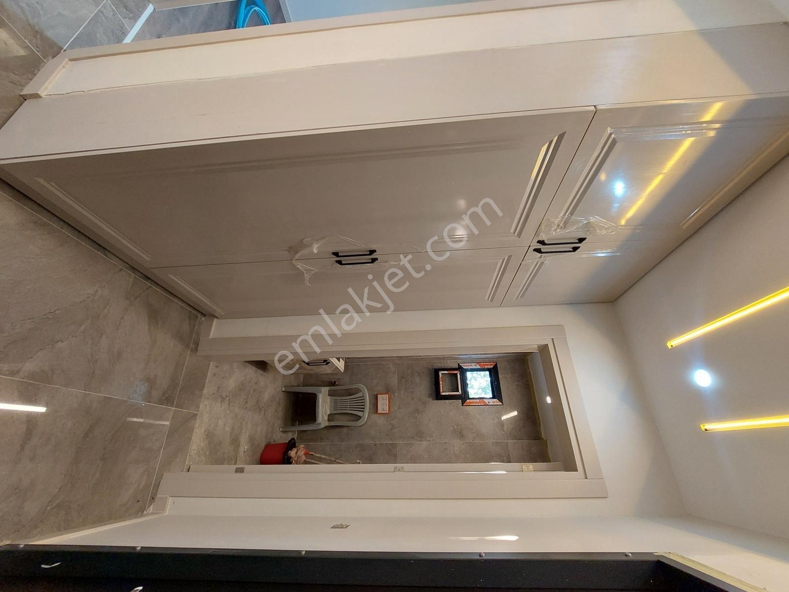 Menemen Emiralem Köyü Satılık 4+1 Müstakil Tapulu Havuzlu Villa — fotoğraf 7