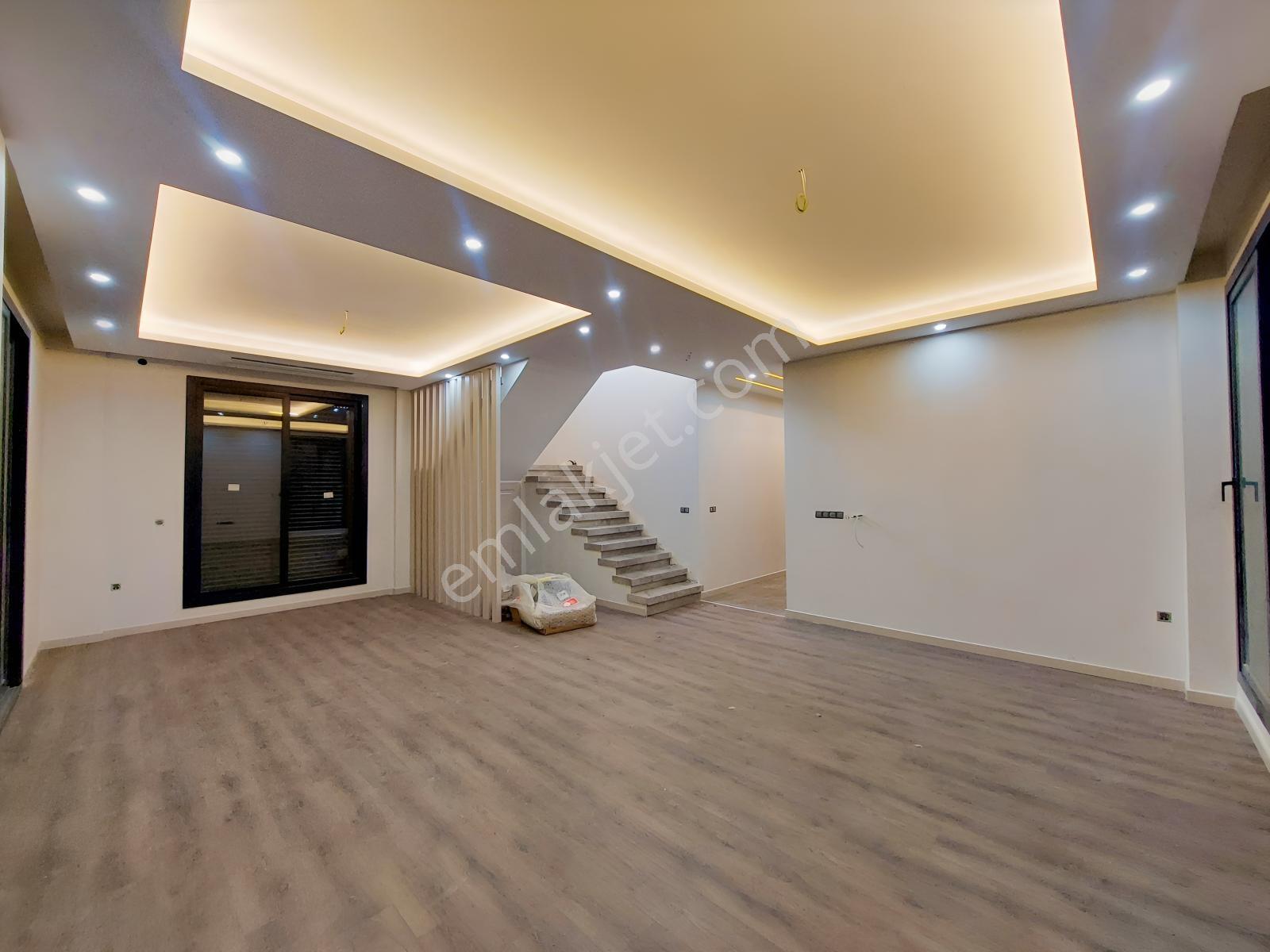 Menemen Emiralem Köyü Satılık 4+1 Müstakil Tapulu Havuzlu Villa — fotoğraf 9