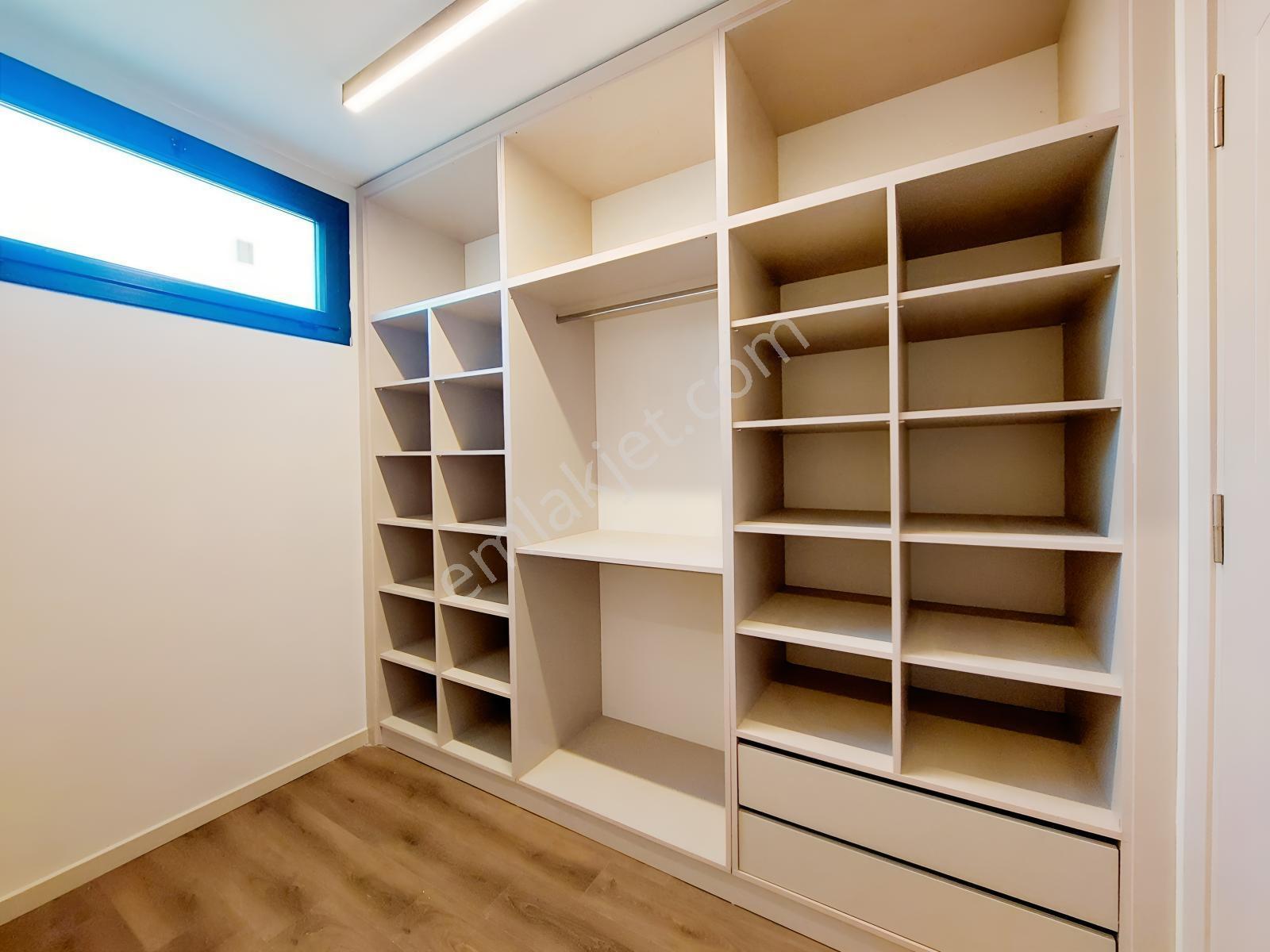 Menemen Emiralem Köyü Satılık 4+1 Müstakil Tapulu Havuzlu Villa — fotoğraf 22