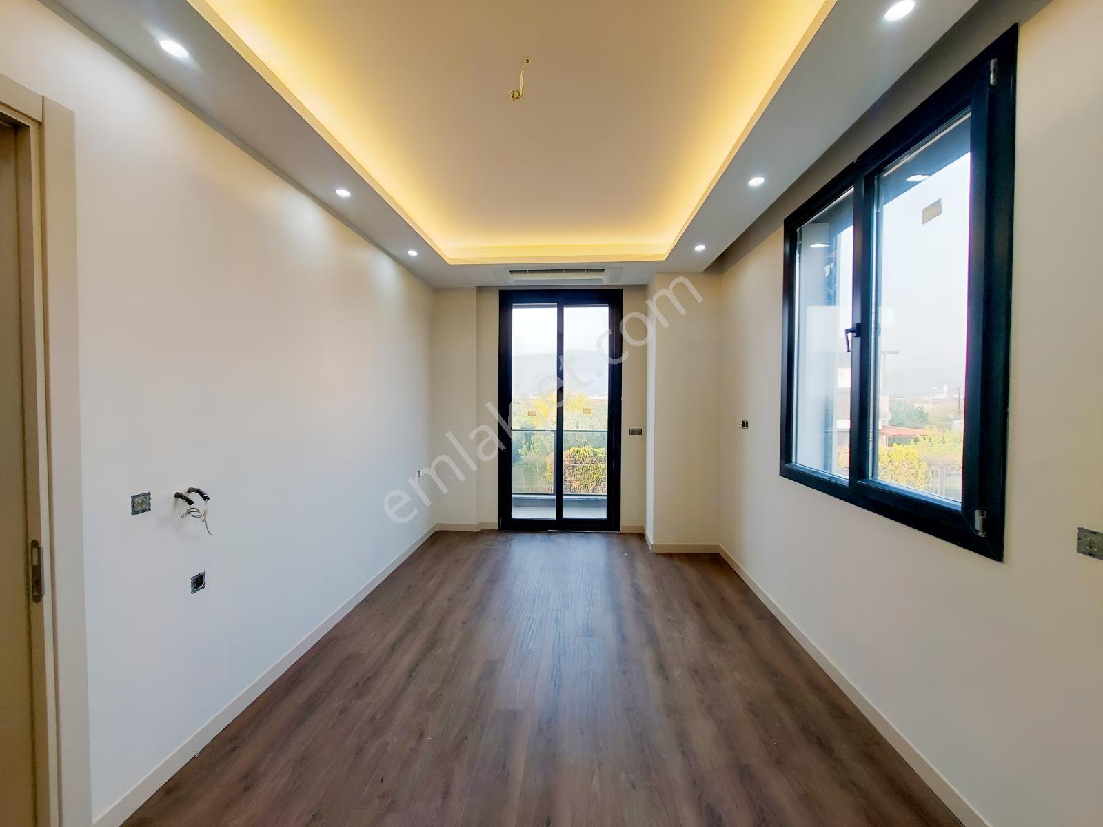 Menemen Emiralem Köyü Satılık 4+1 Müstakil Tapulu Havuzlu Villa — fotoğraf 28