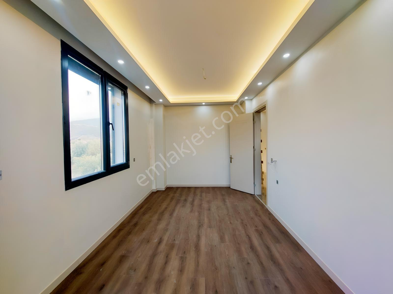 Menemen Emiralem Köyü Satılık 4+1 Müstakil Tapulu Havuzlu Villa — fotoğraf 29