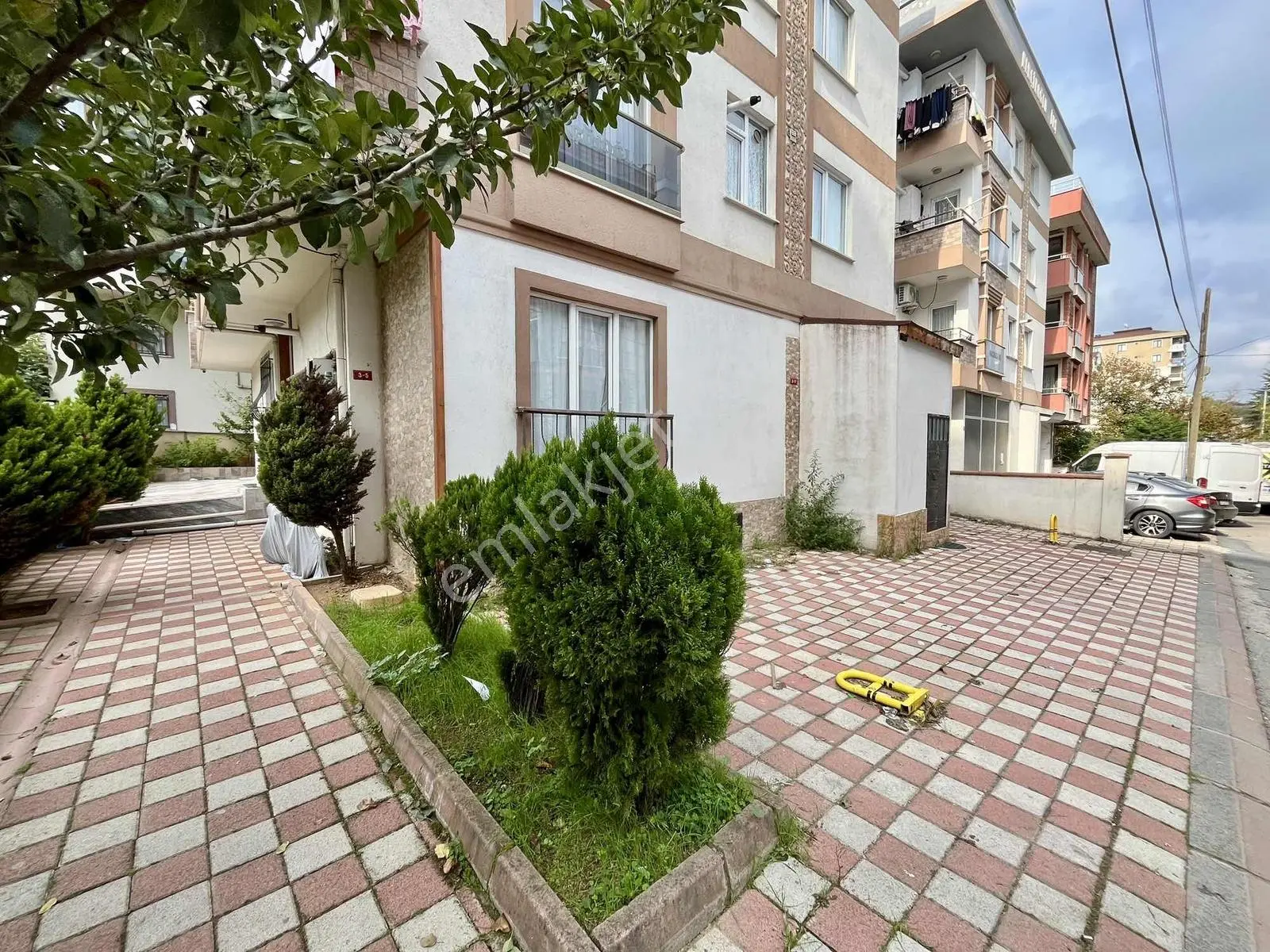 Sancaktpe'de Satılık 2+1 Geniş Ters Dubleks Daire Evimsistemine — fotoğraf 2