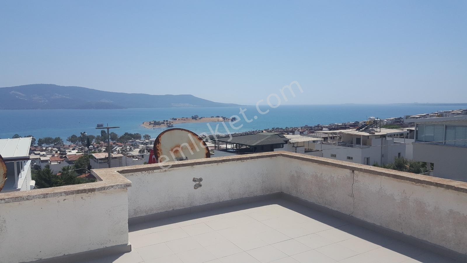 Didim Akbükte Site İçi Deniz Manzaralı 3+1 Müstakil Bahçeli Ev — fotoğraf 3