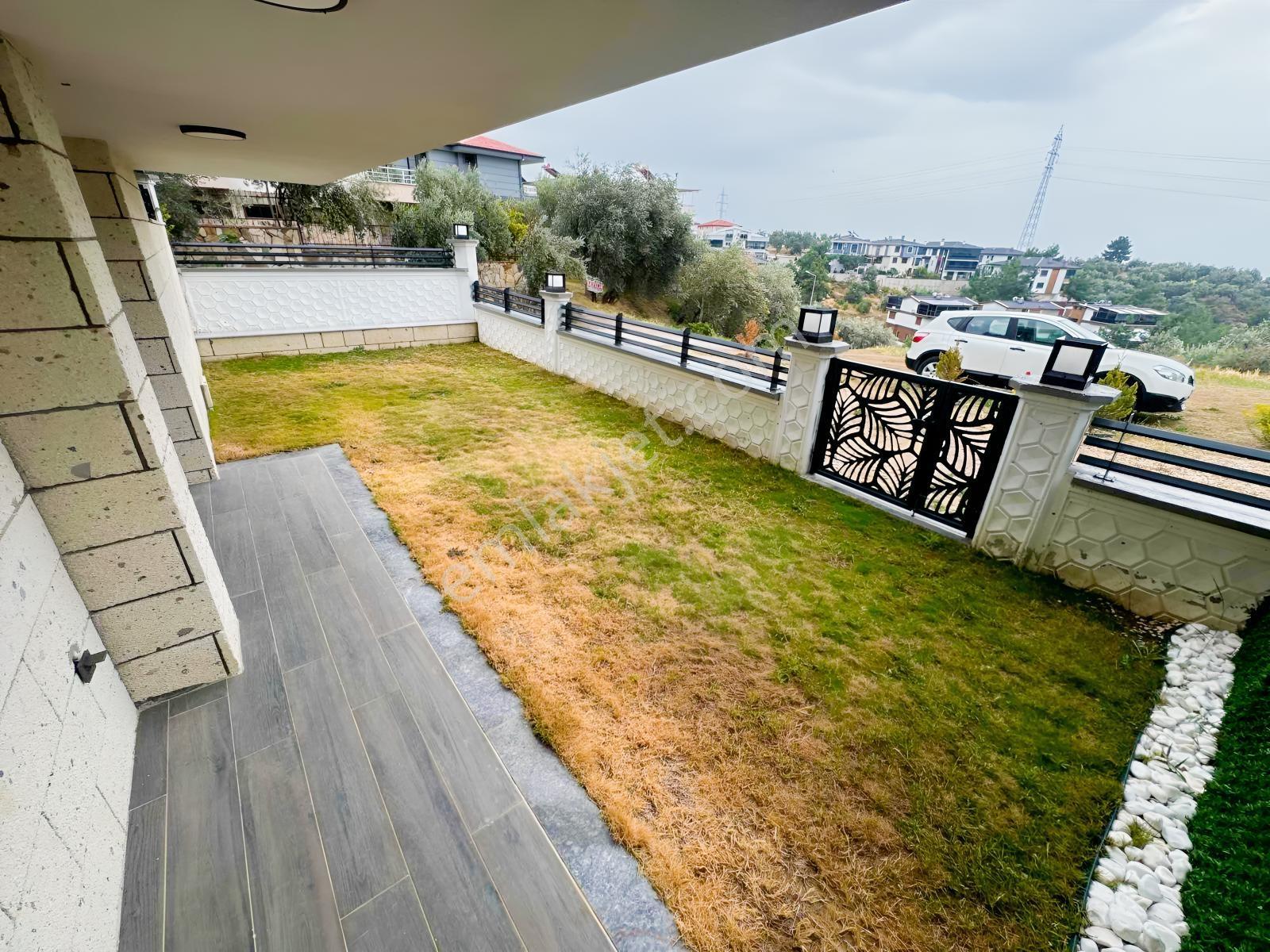 Güçlü Kardeşlerden Altınolukda Satılık Sıfır 3+2 Tripleks Villa — fotoğraf 5
