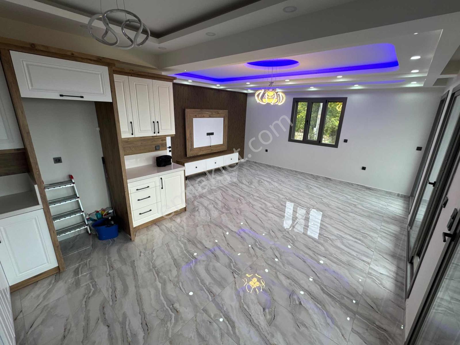 Güçlü Kardeşlerden Altınolukda Satılık Sıfır 3+2 Tripleks Villa — fotoğraf 10