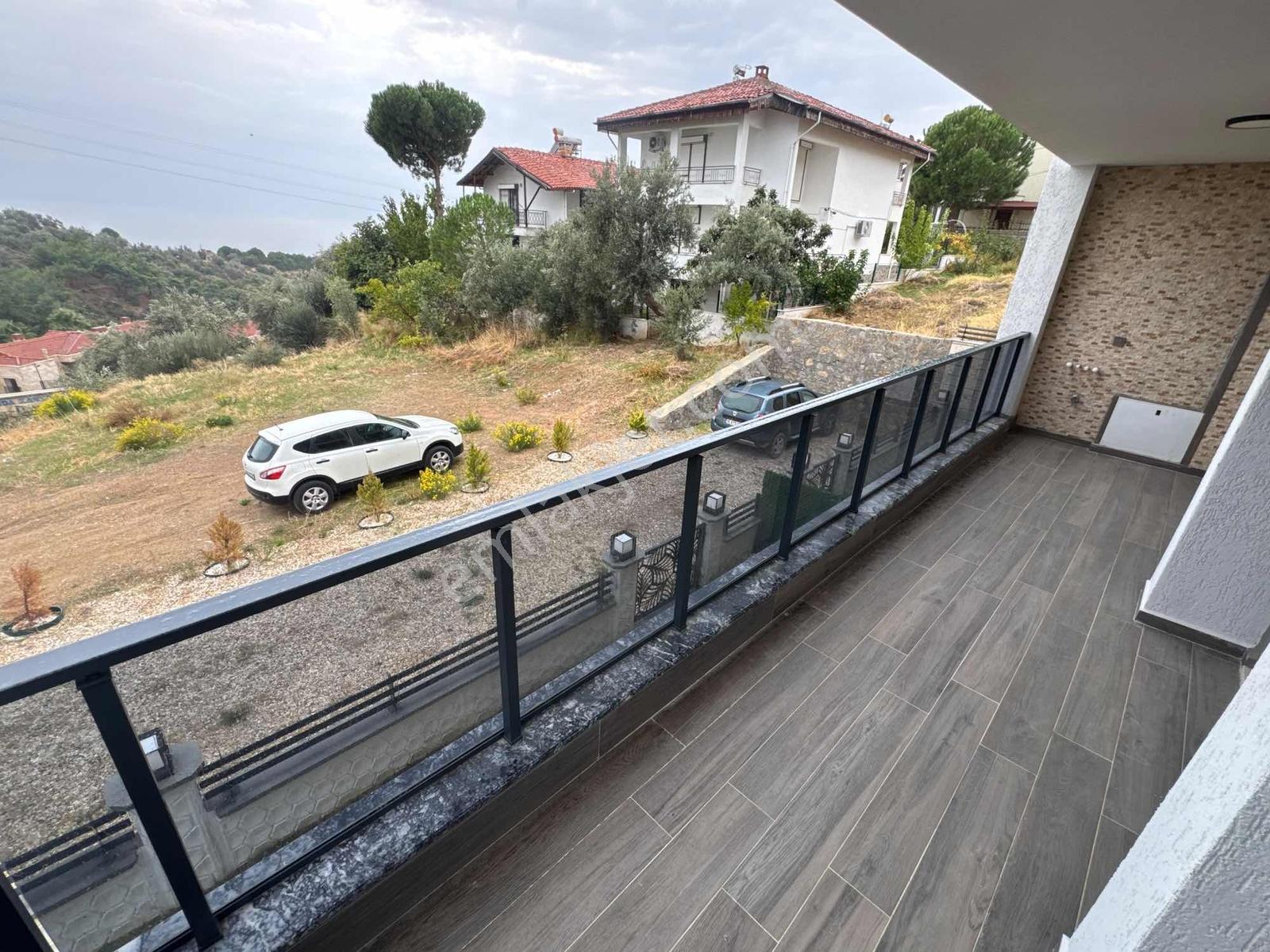 Güçlü Kardeşlerden Altınolukda Satılık Sıfır 3+2 Tripleks Villa — fotoğraf 16