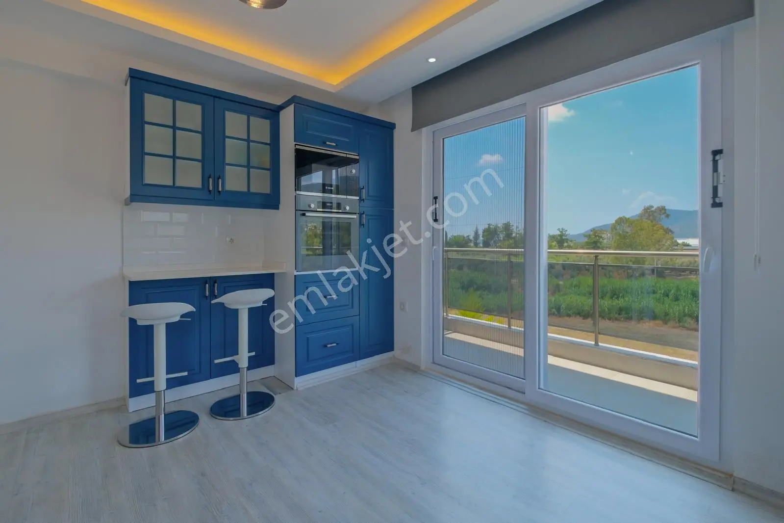 Ayb Gayrimenkulden Çamköyde Satılık 3+1 Ayrı Mutfak Daire — fotoğraf 8