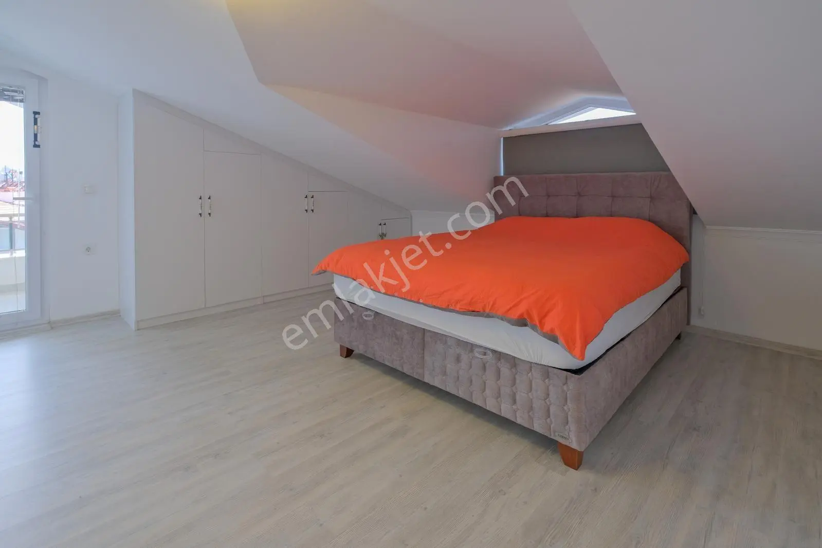 Ayb Gayrimenkulden Çamköyde Satılık 3+1 Ayrı Mutfak Daire — fotoğraf 14