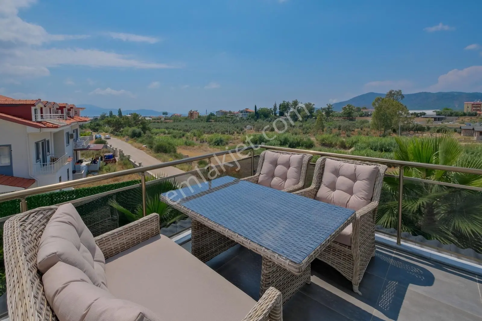 Ayb Gayrimenkulden Çamköyde Satılık 3+1 Ayrı Mutfak Daire — fotoğraf 16