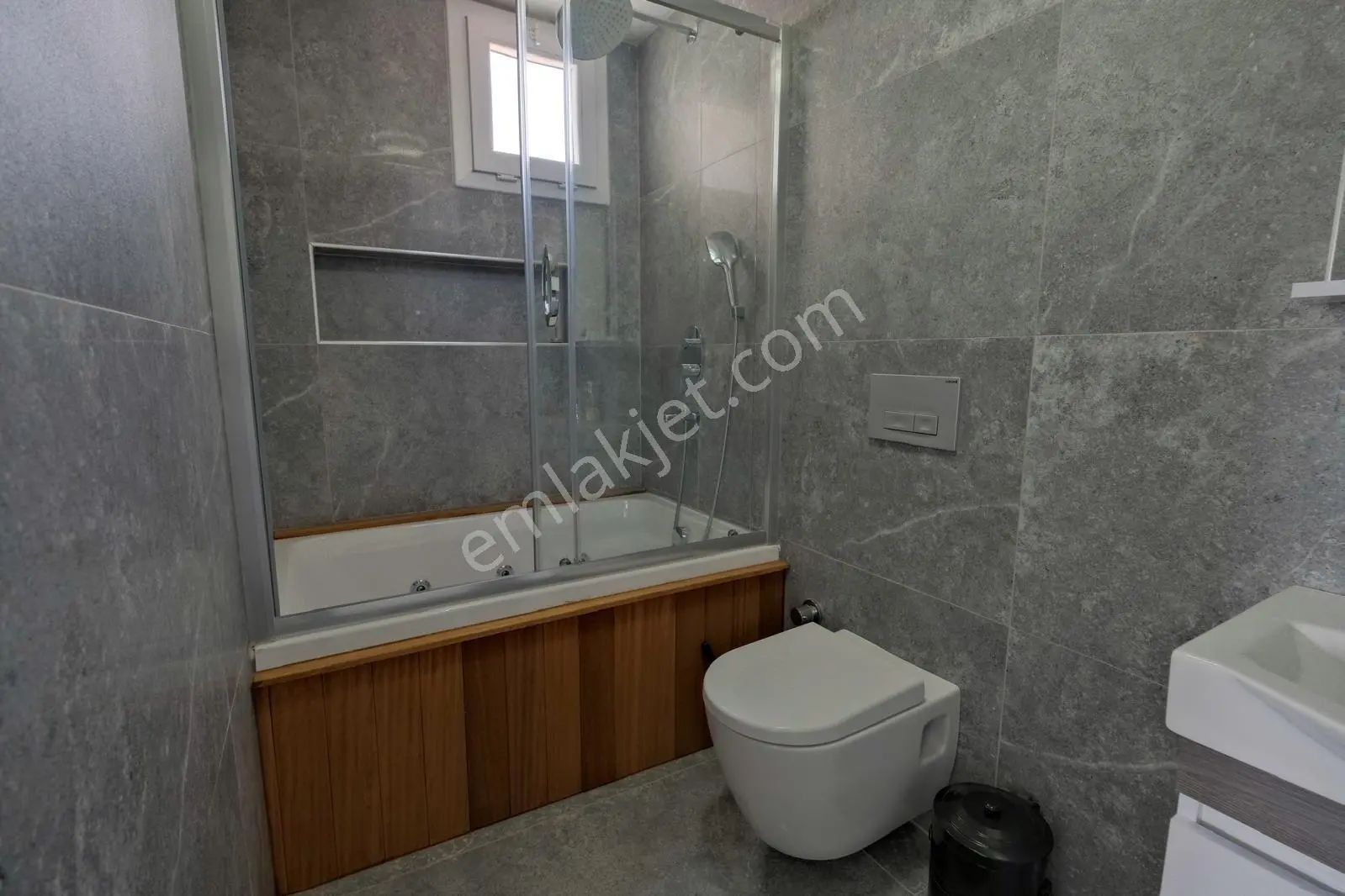 Ayb Gayrimenkulden Çamköyde Satılık 3+1 Ayrı Mutfak Daire — fotoğraf 35