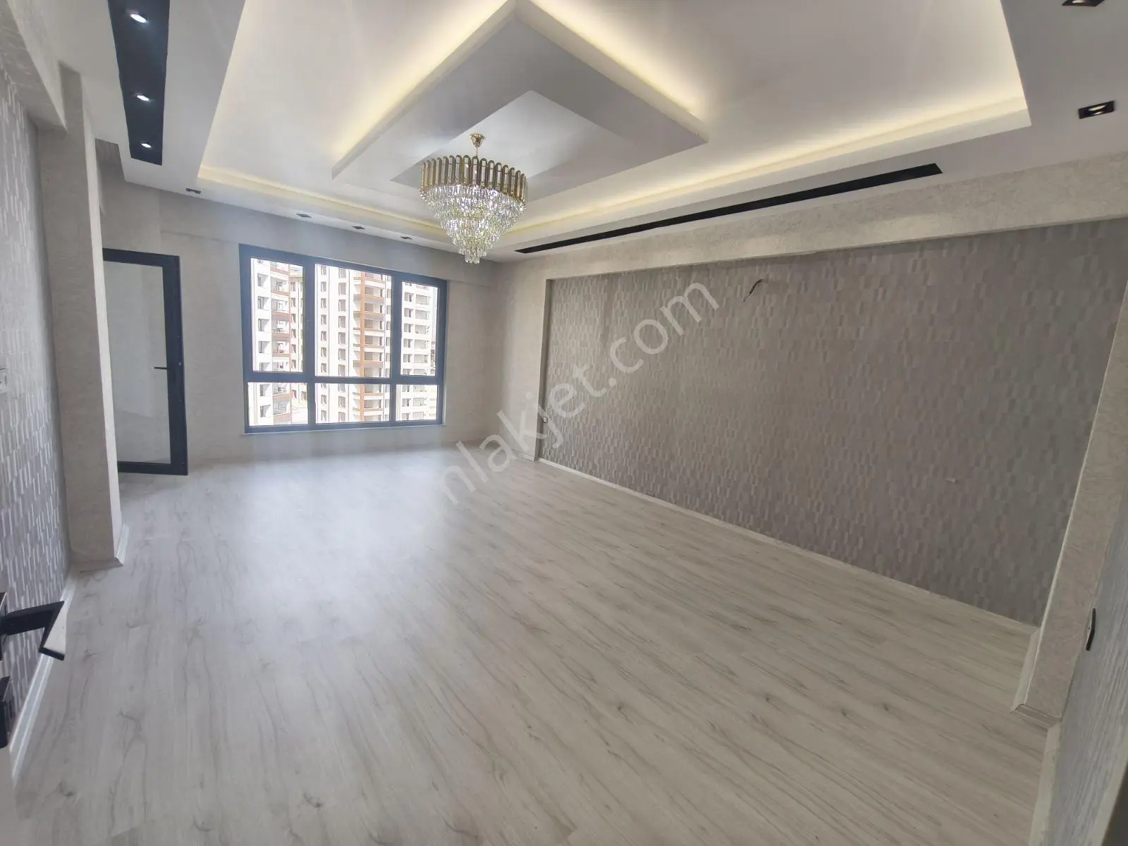 Seyran Emlak'tan Satılık Ultra Lüks 3.5+1 Muhteşem Daire — fotoğraf 9