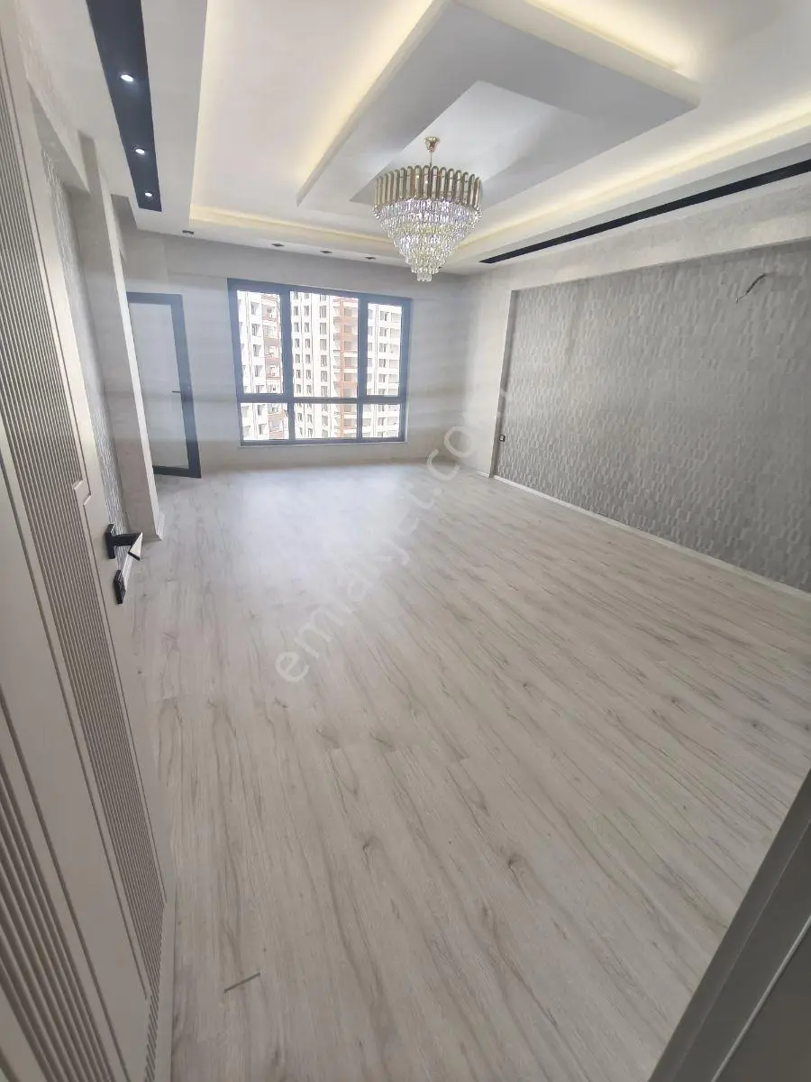Seyran Emlak'tan Satılık Ultra Lüks 3.5+1 Muhteşem Daire — fotoğraf 10