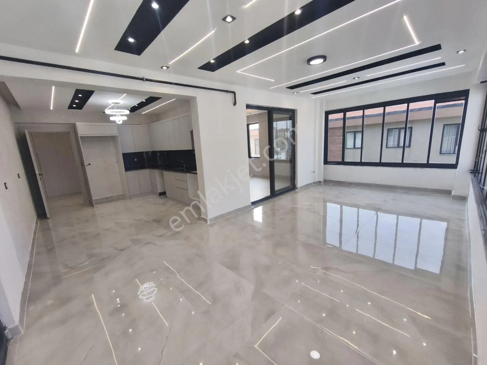 Seyran Emlak'tan Satılık Ultra Lüks 3.5+1 Muhteşem Daire — fotoğraf 14