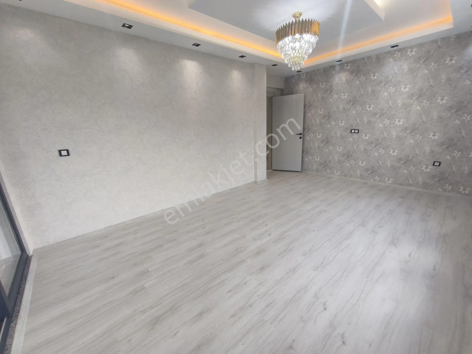 Seyran Emlak'tan Satılık Ultra Lüks 3.5+1 Muhteşem Daire — fotoğraf 18