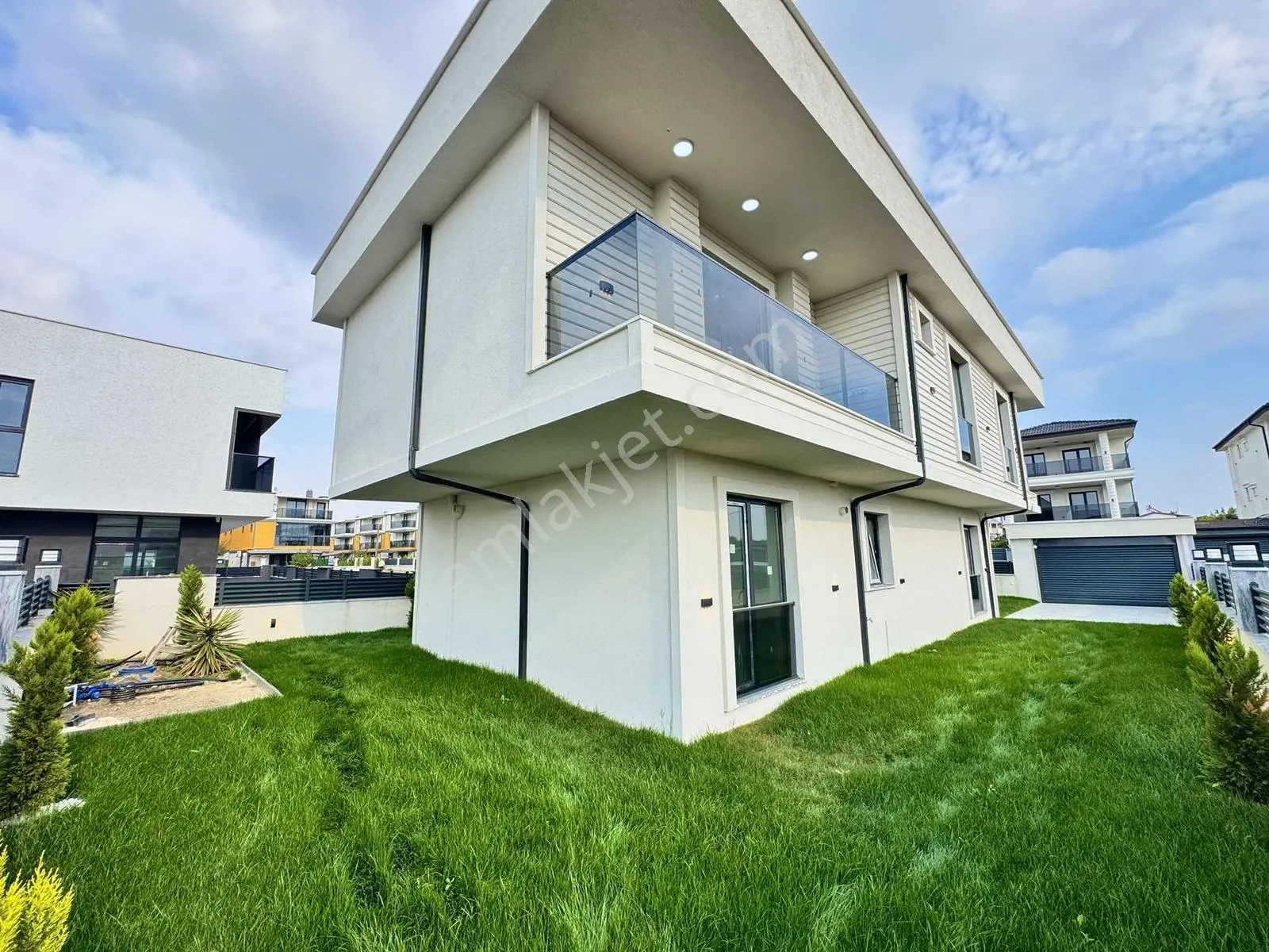 Denize 300 Metre Merkezi Konumda 320m2 İçerisinde Müstakil Villa — fotoğraf 8