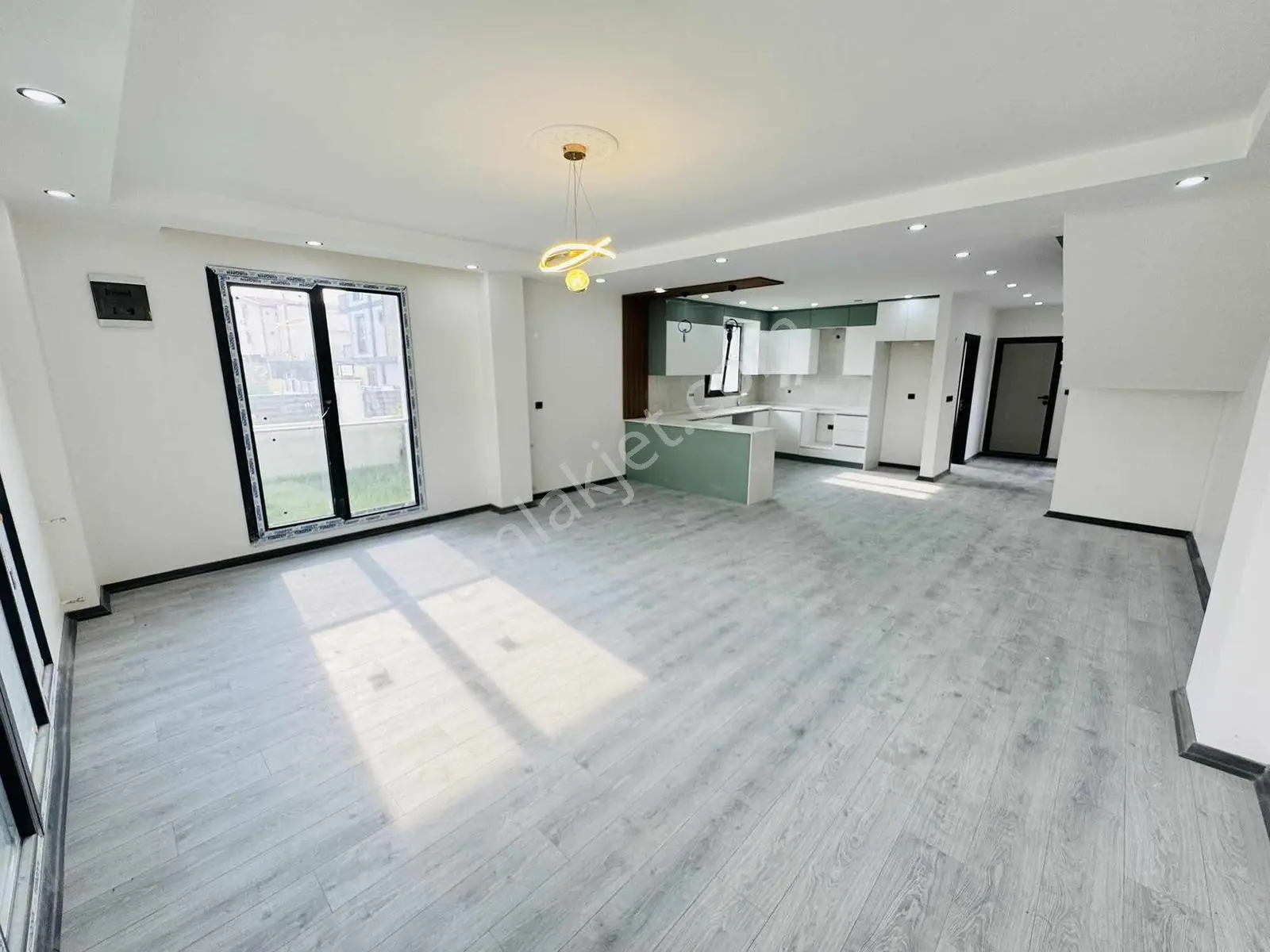 Denize 300 Metre Merkezi Konumda 320m2 İçerisinde Müstakil Villa — fotoğraf 11