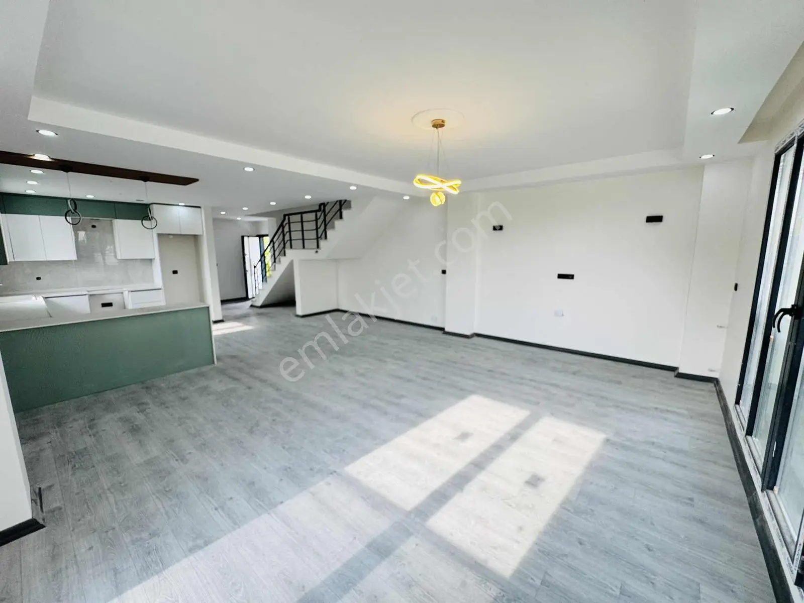 Denize 300 Metre Merkezi Konumda 320m2 İçerisinde Müstakil Villa — fotoğraf 12
