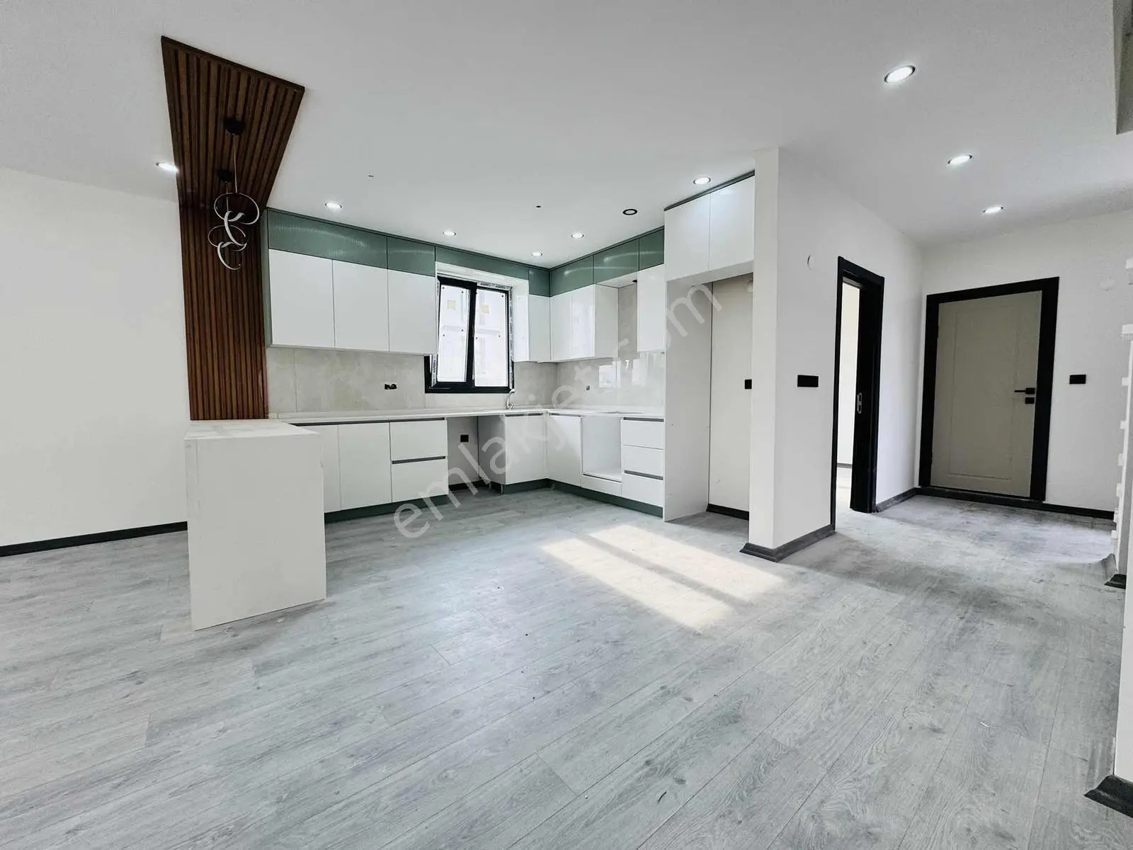 Denize 300 Metre Merkezi Konumda 320m2 İçerisinde Müstakil Villa — fotoğraf 16