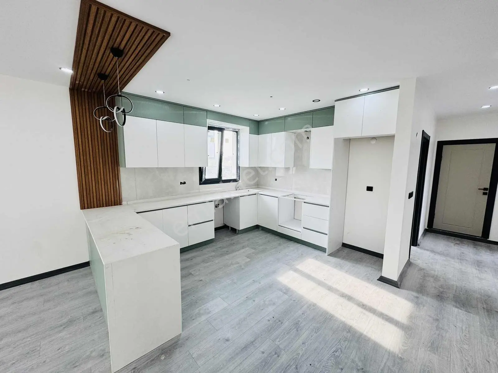 Denize 300 Metre Merkezi Konumda 320m2 İçerisinde Müstakil Villa — fotoğraf 17