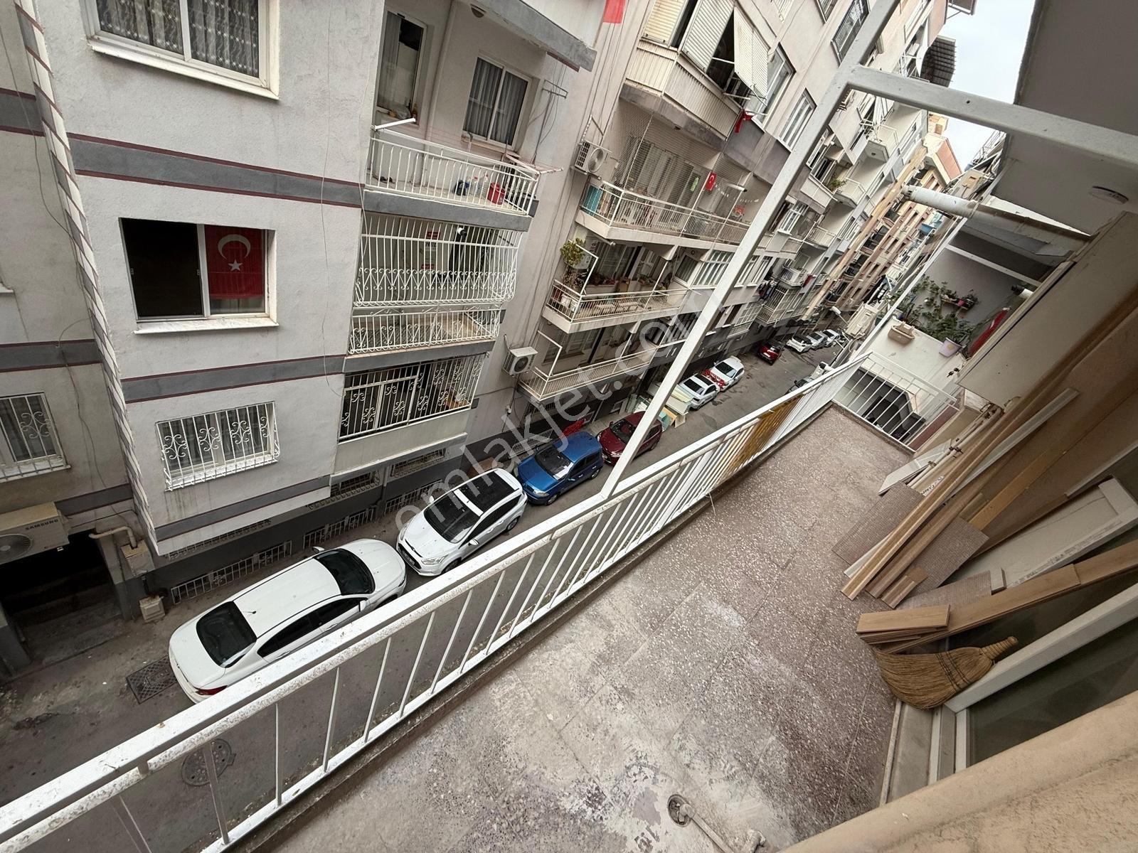 Yıldız Caddesi Ara Kat 140 M2 Bakımlı Daire — fotoğraf 20