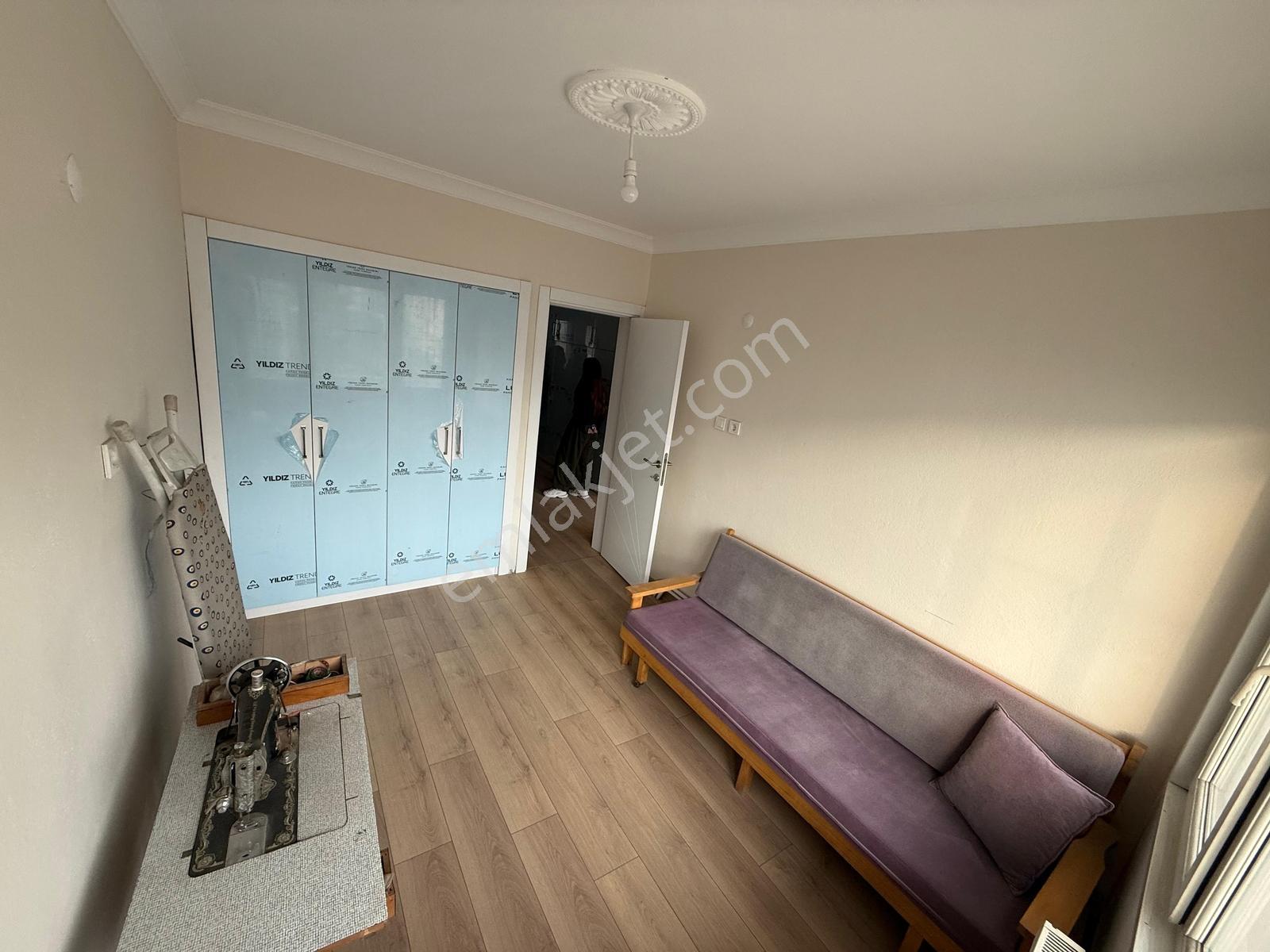Yıldız Caddesi Ara Kat 140 M2 Bakımlı Daire — fotoğraf 22