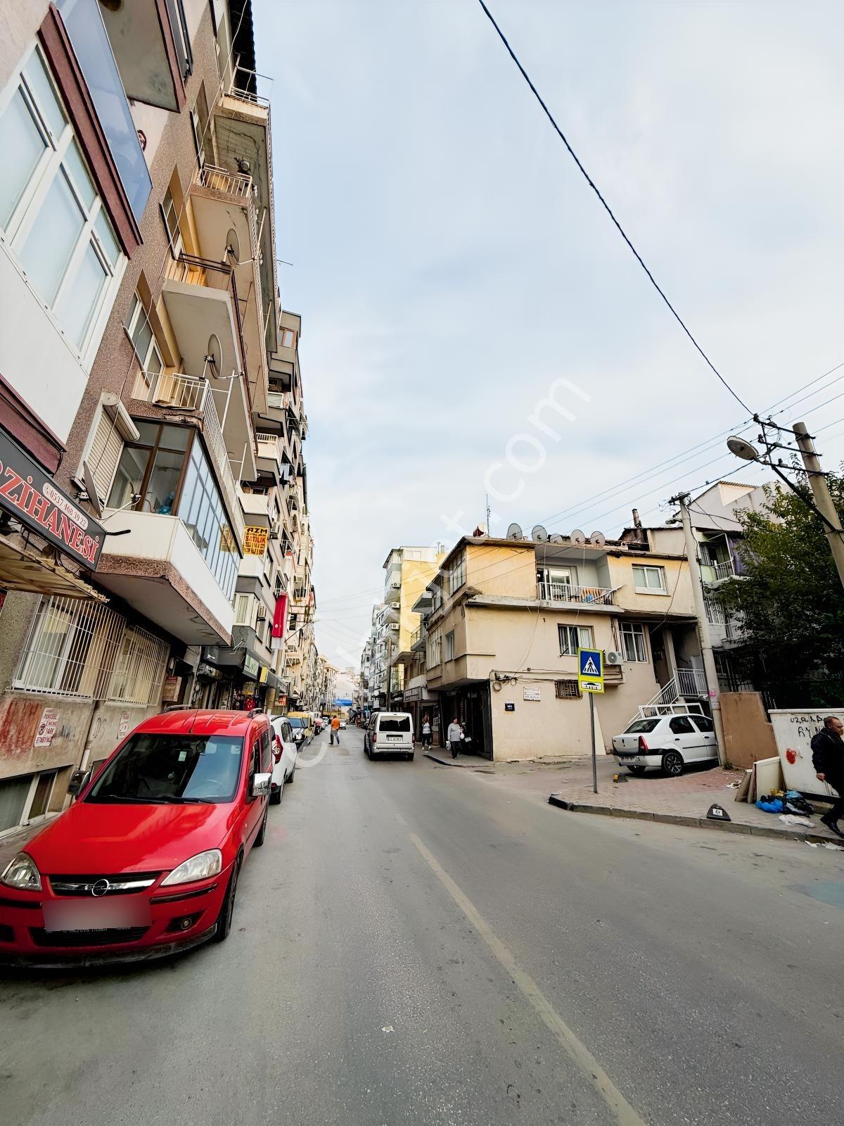 Yıldız Caddesi Ara Kat 140 M2 Bakımlı Daire — fotoğraf 24