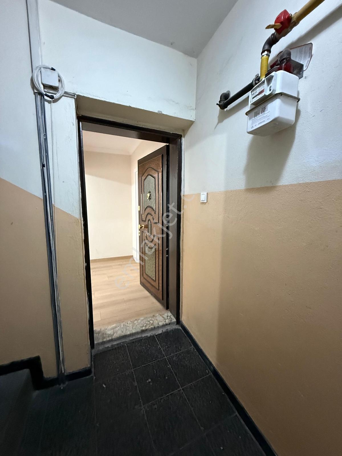 Yıldız Caddesi Ara Kat 140 M2 Bakımlı Daire — fotoğraf 25