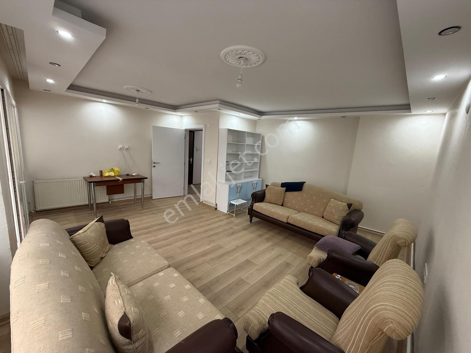 Yıldız Caddesi Ara Kat 140 M2 Bakımlı Daire — fotoğraf 35