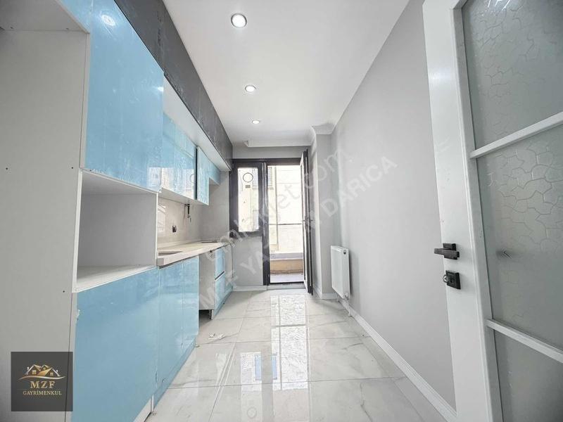 Darıca Merkez'de 2+1 Asansörlü Site İçi Lüks Daire — fotoğraf 13