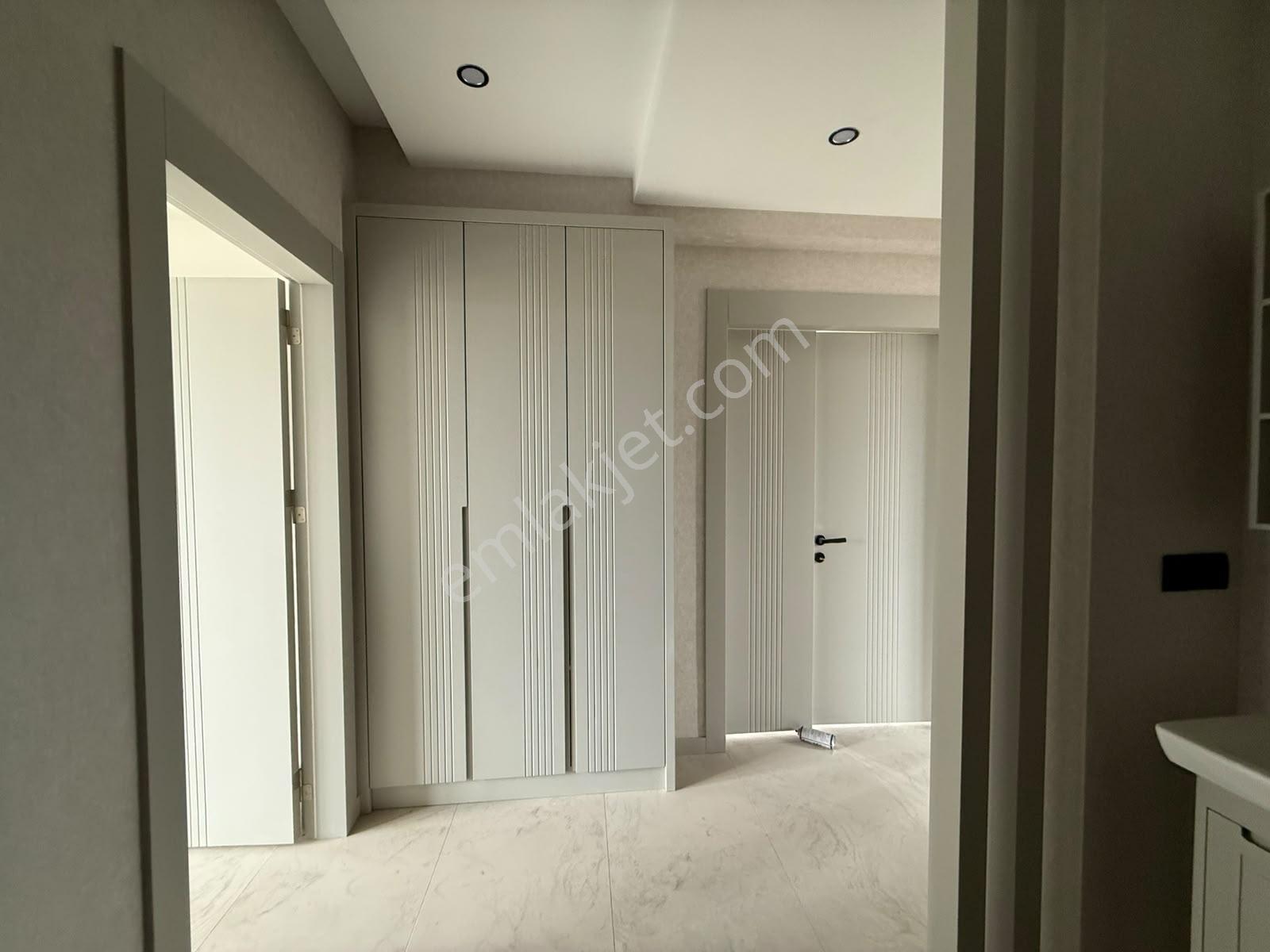 Shell Petrol Arkakası 2+1 Arakat Sıfır Daire — fotoğraf 17