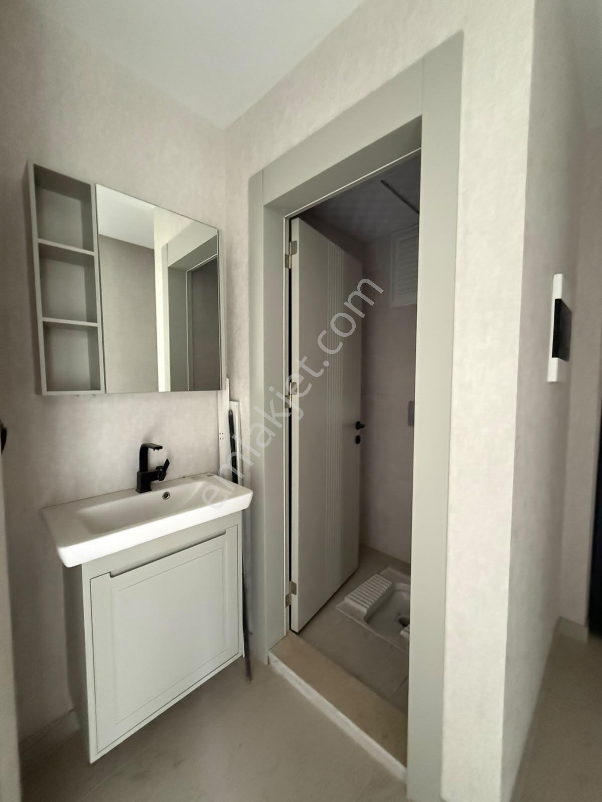 Shell Petrol Arkakası 2+1 Arakat Sıfır Daire — fotoğraf 22