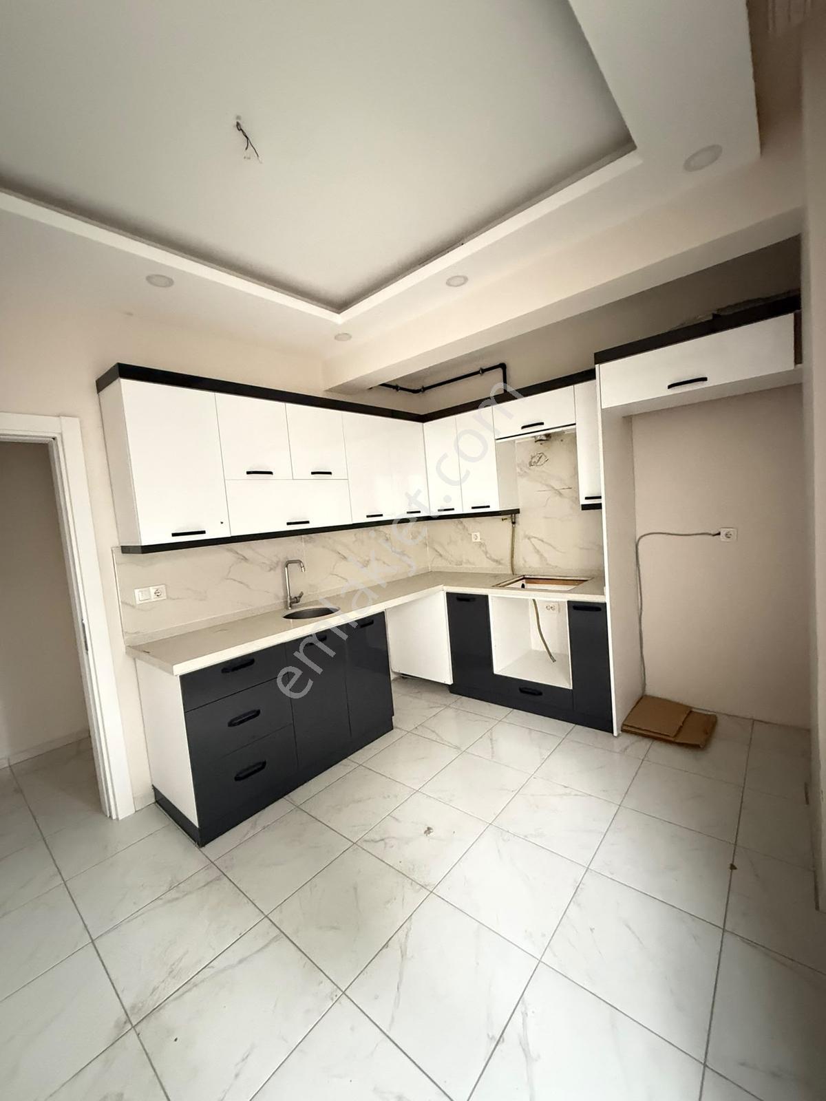 Mega Gayrimenkulden Yığma Tepe Mevkiide Satılık 2+1 Daire — fotoğraf 3