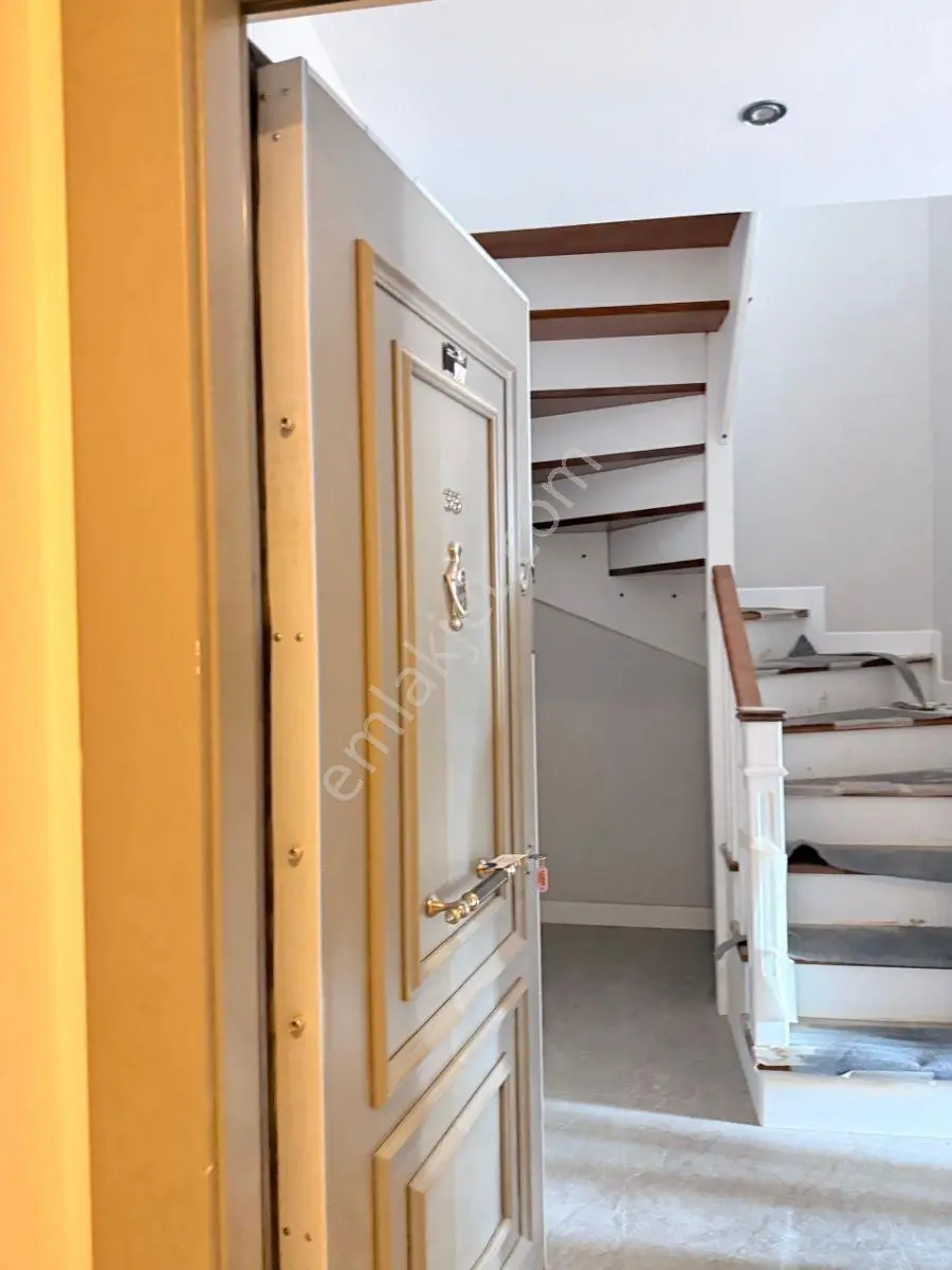 Century21 Den Altunizade Ay Konakların'da Satılık 3+2 Daire — fotoğraf 31