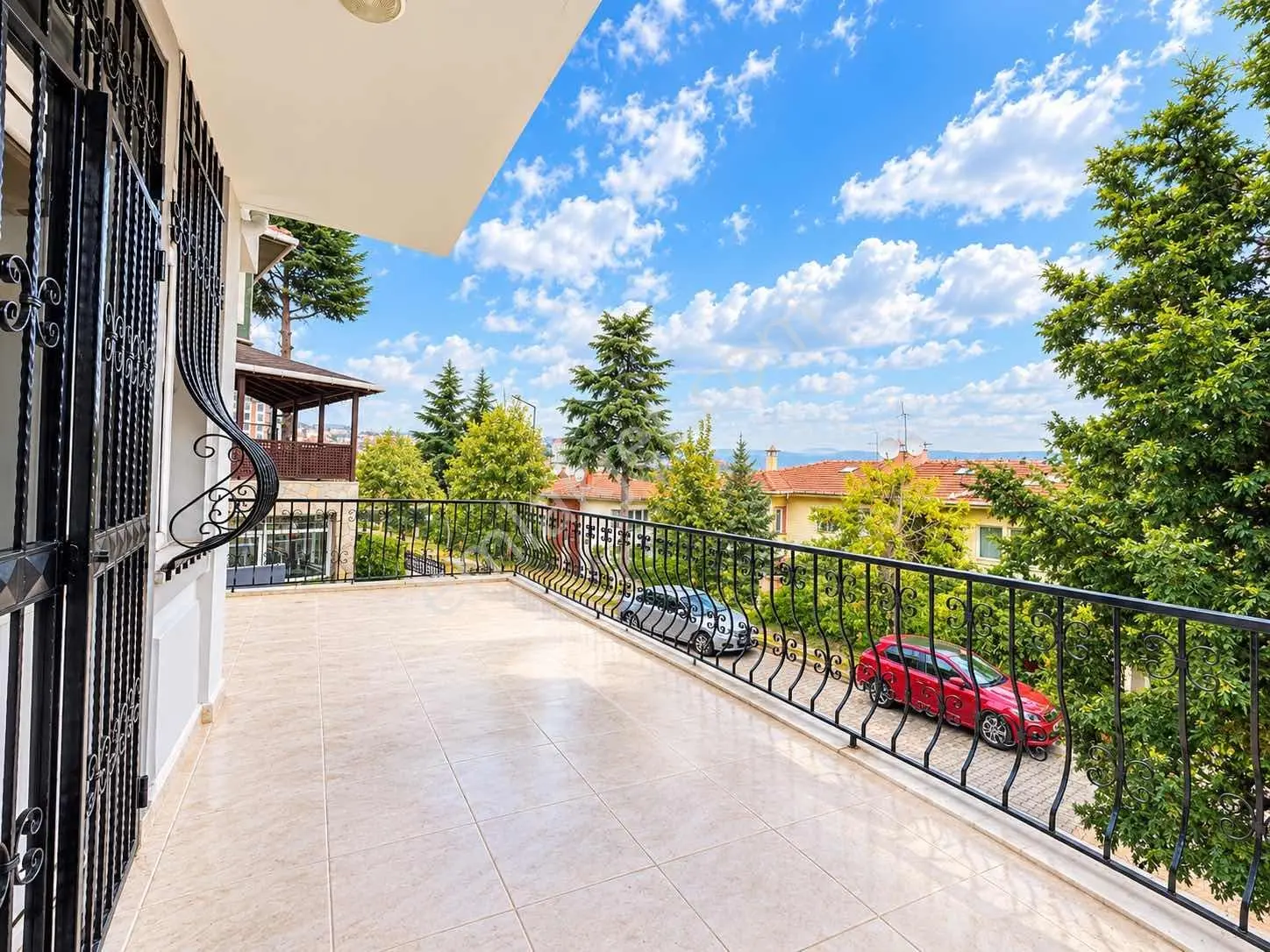 Üsküdar Çengelköy Ata-2 Sitesinde 300 M2 Triplex Villa — fotoğraf 6