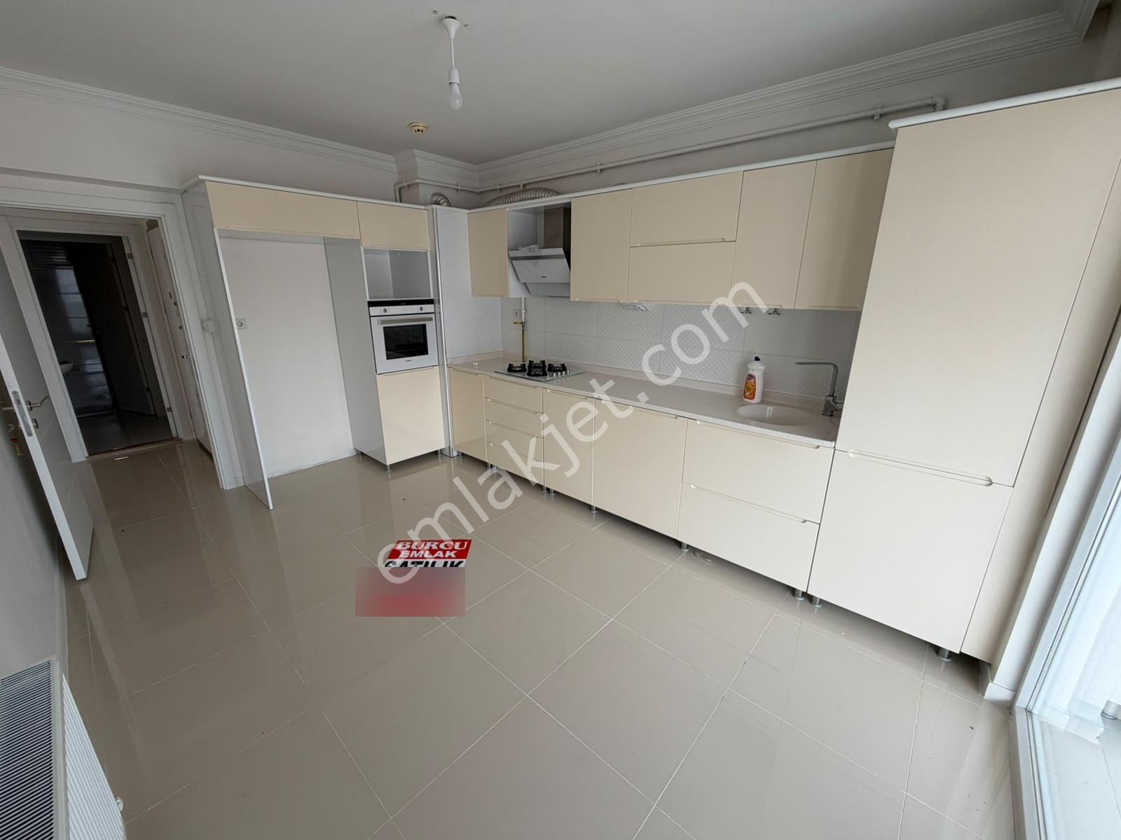 Park Royal Sitesinde 4+1 Full Yapılı Daire --- Burcu Emlaktan — fotoğraf 4