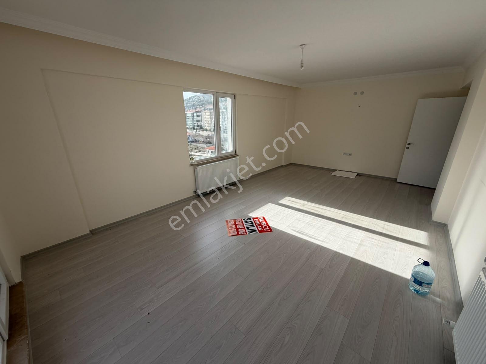 Park Royal Sitesinde 4+1 Full Yapılı Daire --- Burcu Emlaktan — fotoğraf 15