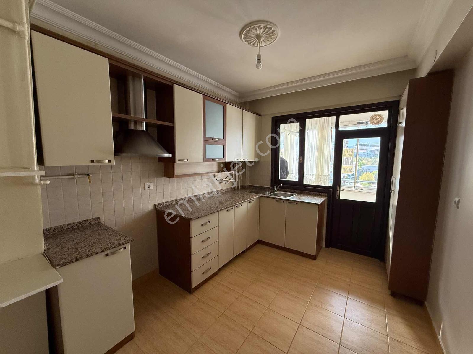 Net Emlaktan 3+1 Ara Kat Bakımlı Satılık Daire — fotoğraf 11