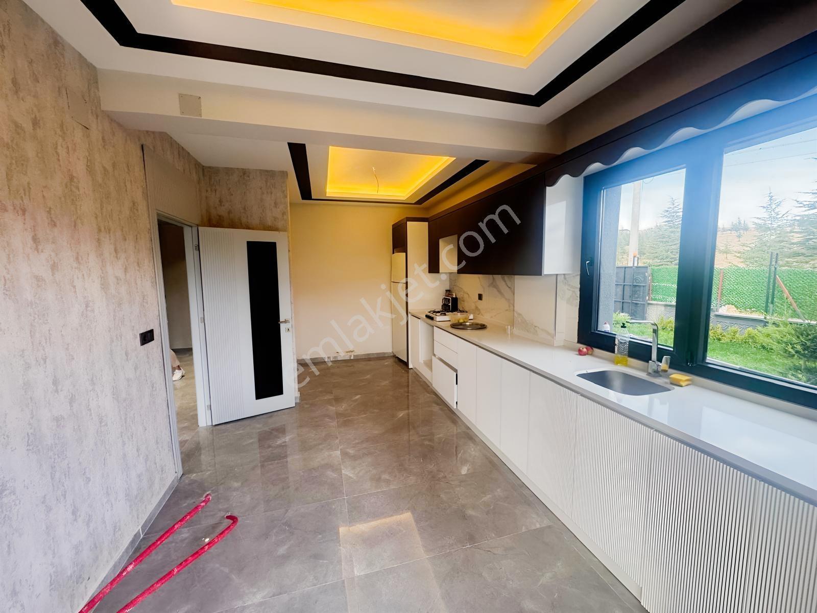 Eski Gümüşte 645 M2 Arsa İçinde Full Yapılı Satılık Dubleks — fotoğraf 5
