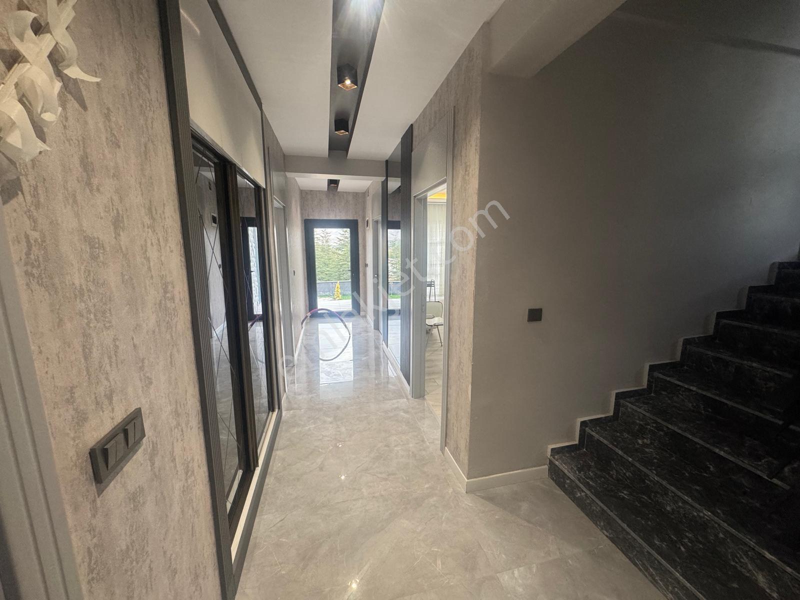 Eski Gümüşte 645 M2 Arsa İçinde Full Yapılı Satılık Dubleks — fotoğraf 15