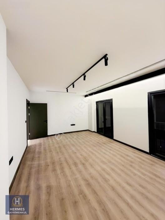 2+1 Ticari Lüks Daire — fotoğraf 2
