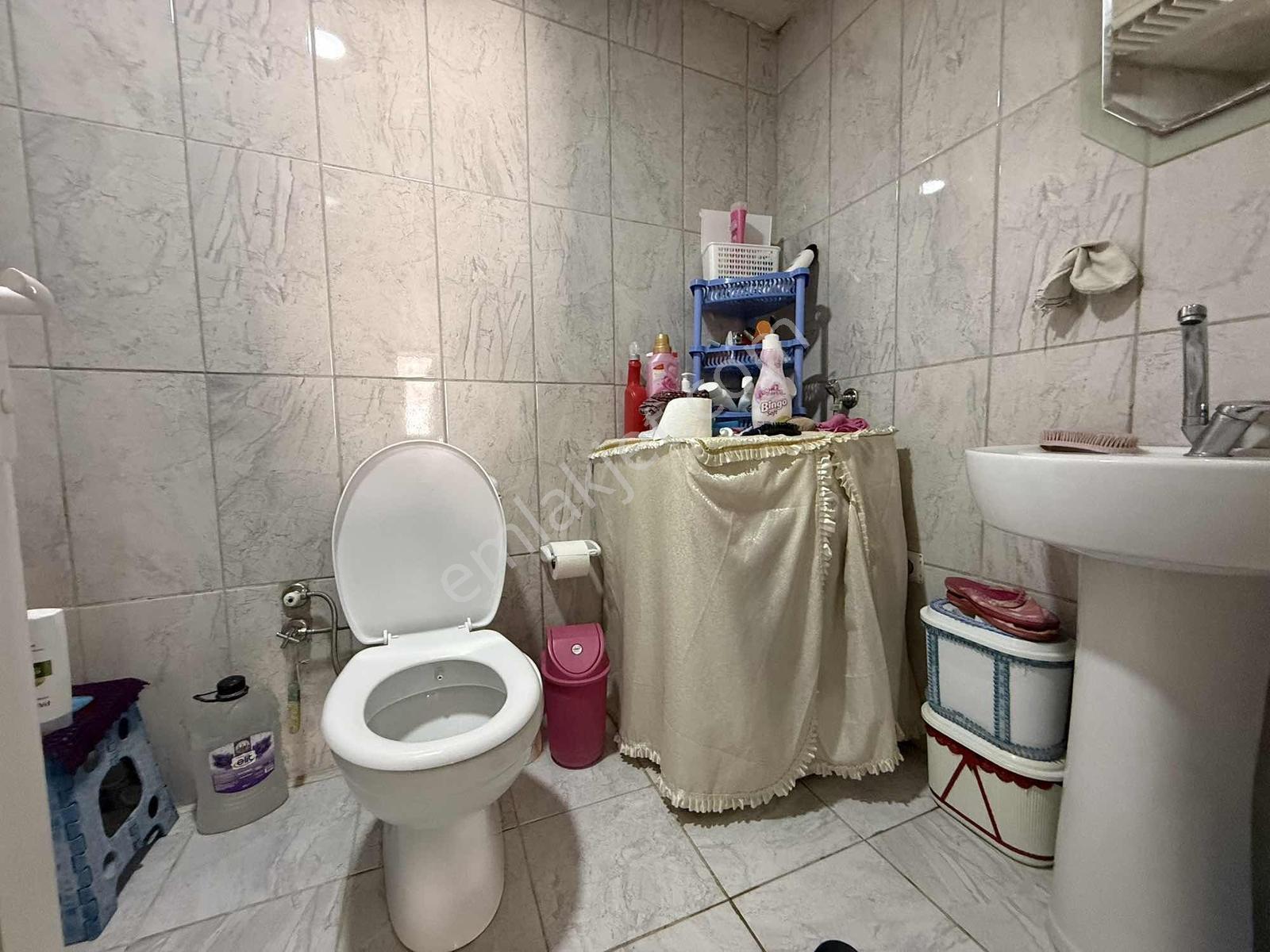 Saray Emlak'tan Satılık Gümüşler'de 1950 M2 Arsa İçinde Ahır Ev — fotoğraf 26