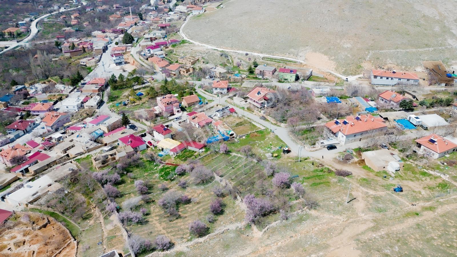 Saray Emlak'tan Satılık Gümüşler'de 1950 M2 Arsa İçinde Ahır Ev — fotoğraf 34