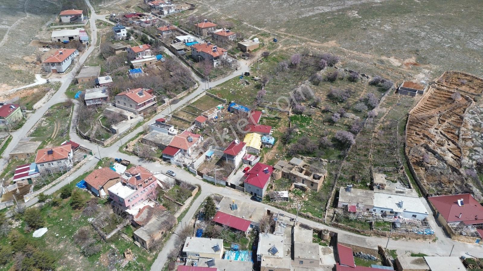Saray Emlak'tan Satılık Gümüşler'de 1950 M2 Arsa İçinde Ahır Ev — fotoğraf 35