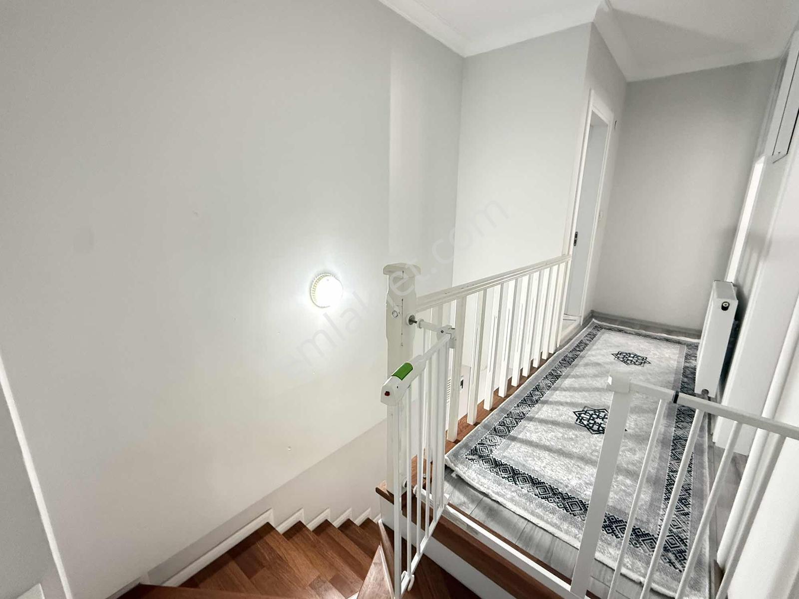 Deallife'den,fsm Mah'de,3+1 155 M2 Ebeveyn Banyolu Catı Dubleks — fotoğraf 18