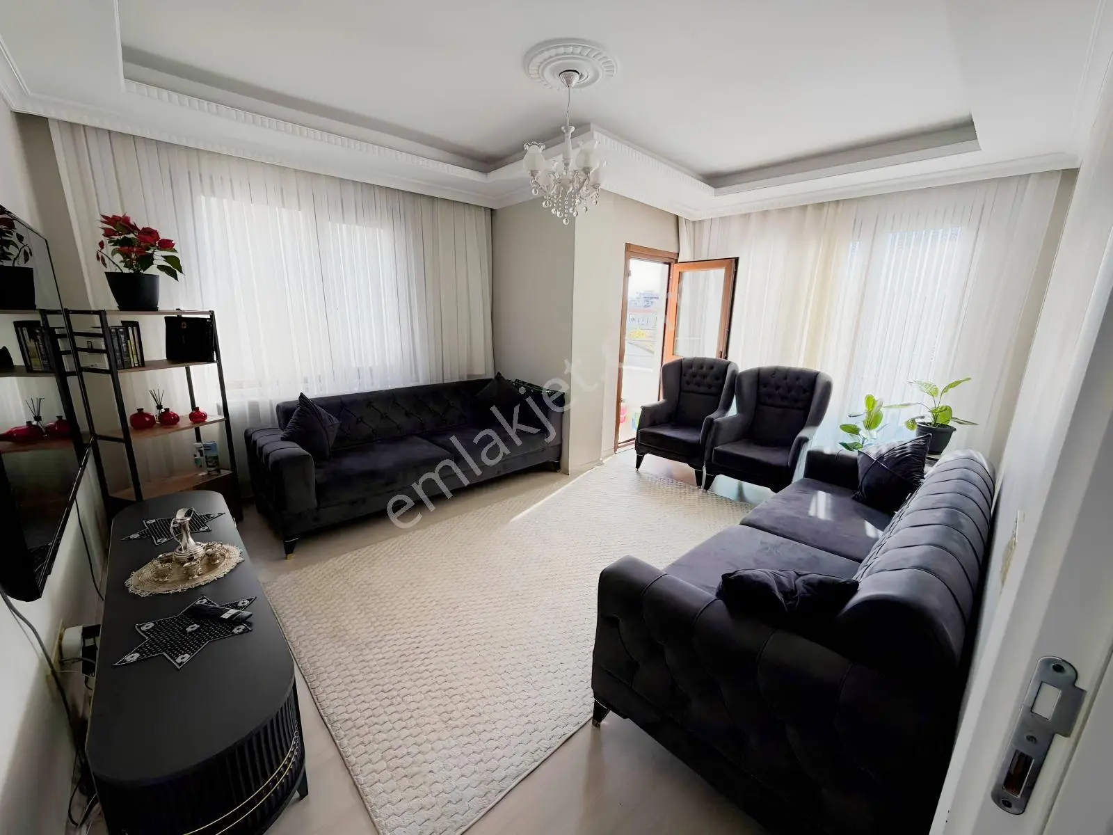 Satılık 2+1 Arakat Daire ,kat Mülketli — fotoğraf 3