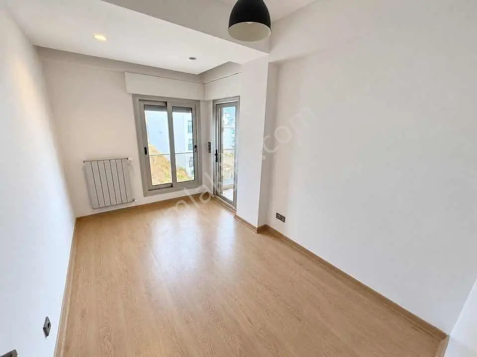 Balçova Turyap'tan Havuzlu Kapalı Otoparklı Sitede Satılık 3+1 — fotoğraf 17