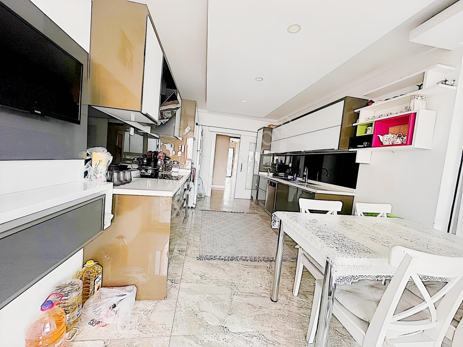 Bağlıca Merkezde Site İçerisinde Satılık 4+1 Daire — fotoğraf 5