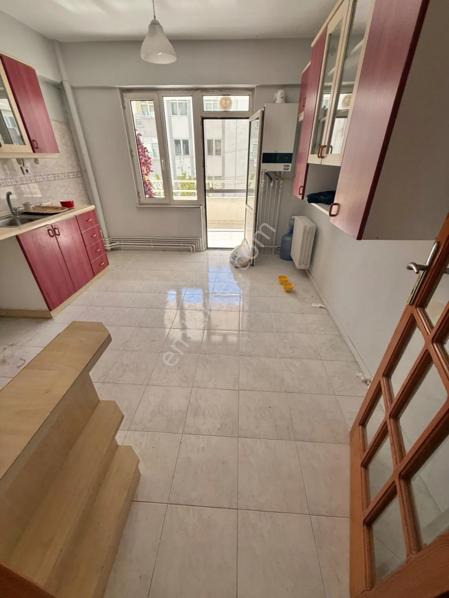 Marmara'dan Şükrüpaşa Mahallesi Satılık Büyük 3+1 Daire — fotoğraf 7