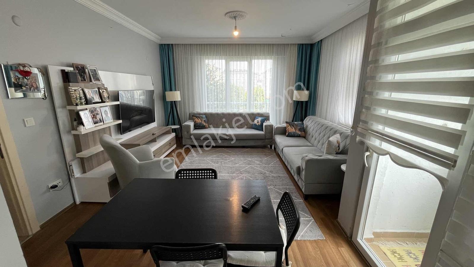 Muratçeşme Erguvan Sitesi'nde Satılık 2+1 Daire — fotoğraf 6