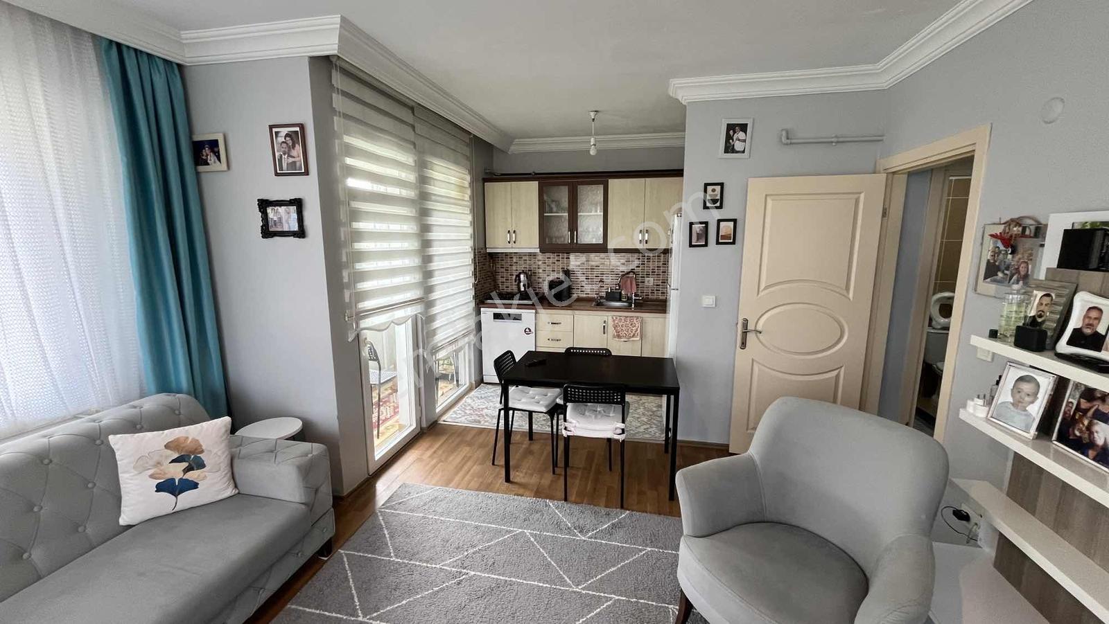 Muratçeşme Erguvan Sitesi'nde Satılık 2+1 Daire — fotoğraf 7